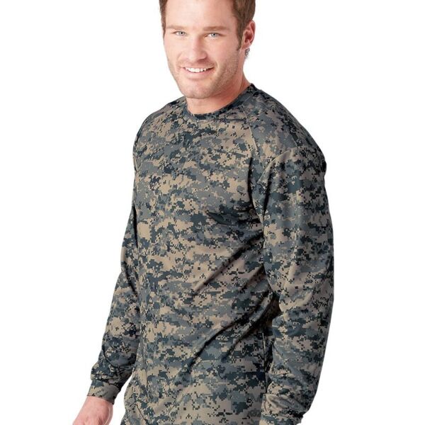 Men&#39;s Digital Camo Long Sleeve T-Shirt Thumbnail